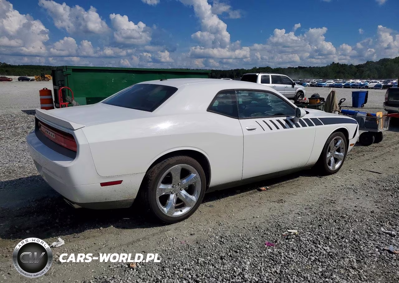 2013 Dodge Challenger Sxt VIN:2C3CDYAG9DH647594 - 3