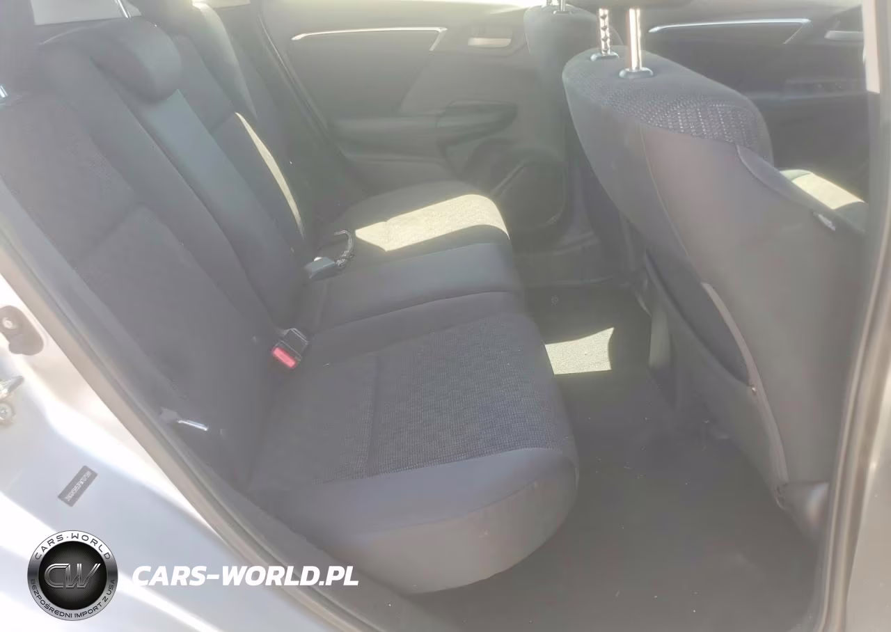 2015 Honda Fit Lx VIN:3HGGK5H53FM707588 - 10
