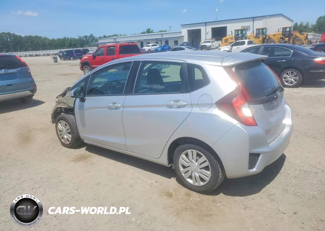2015 Honda Fit Lx VIN:3HGGK5H53FM707588 - 2