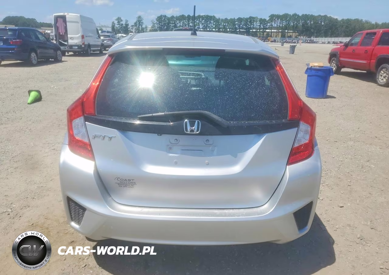 2015 Honda Fit Lx VIN:3HGGK5H53FM707588 - 6