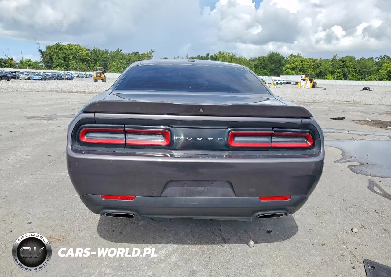 2021 Dodge Challenger Sxt VIN:2C3CDZAG1MH568247 - 6