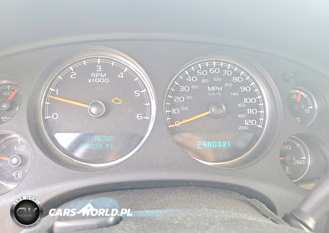 2007 Chevrolet Suburban K1500 VIN:1GNFK16357J220743 - 9