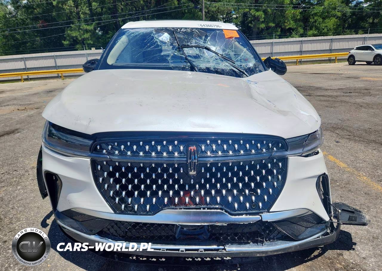 2025 Lincoln Nautilus Premiere VIN:5LMPJ8JA7SJ964523 - 5