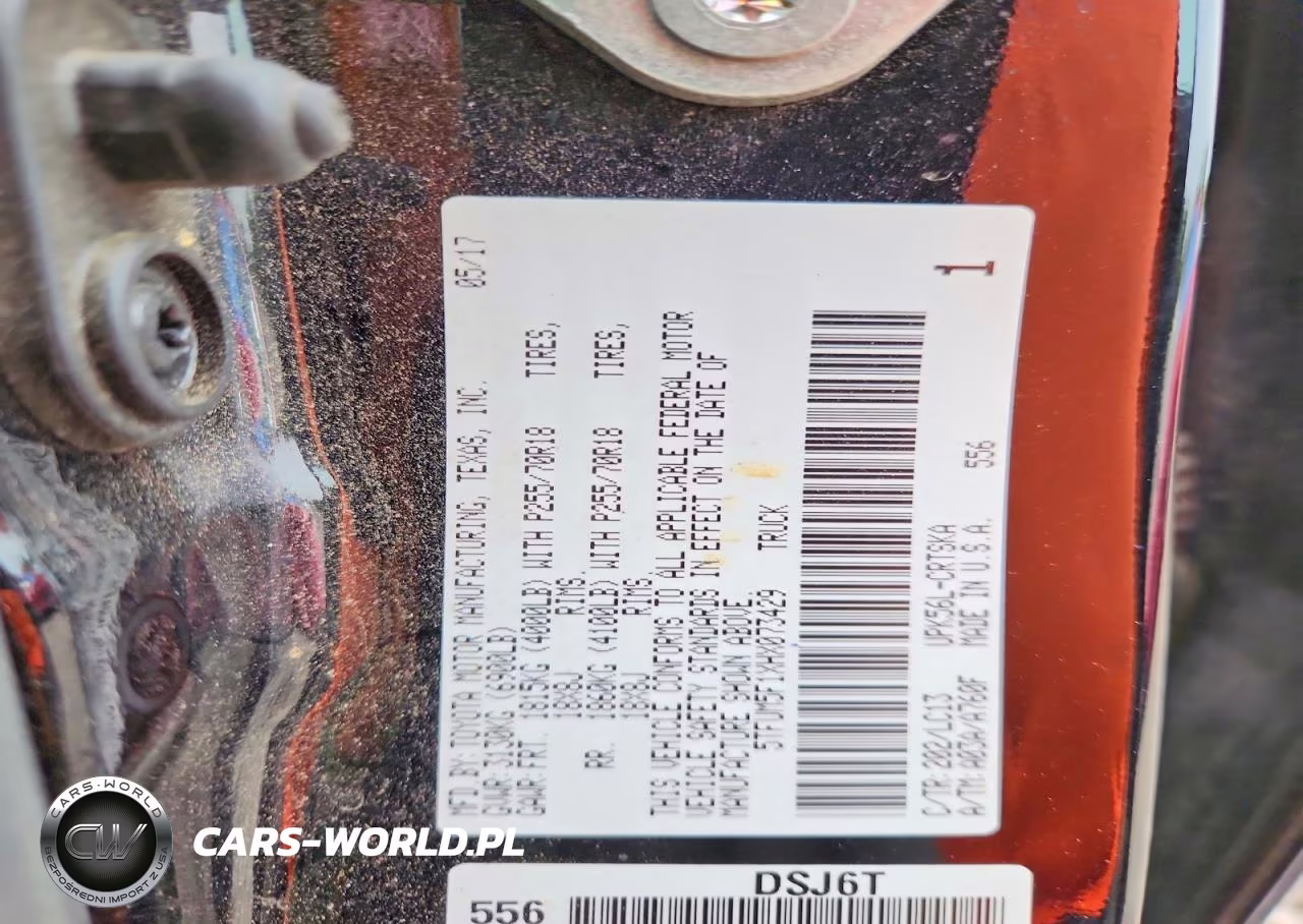 2017 Toyota Tundra VIN:5TFUM5F1XHX073429 - 12