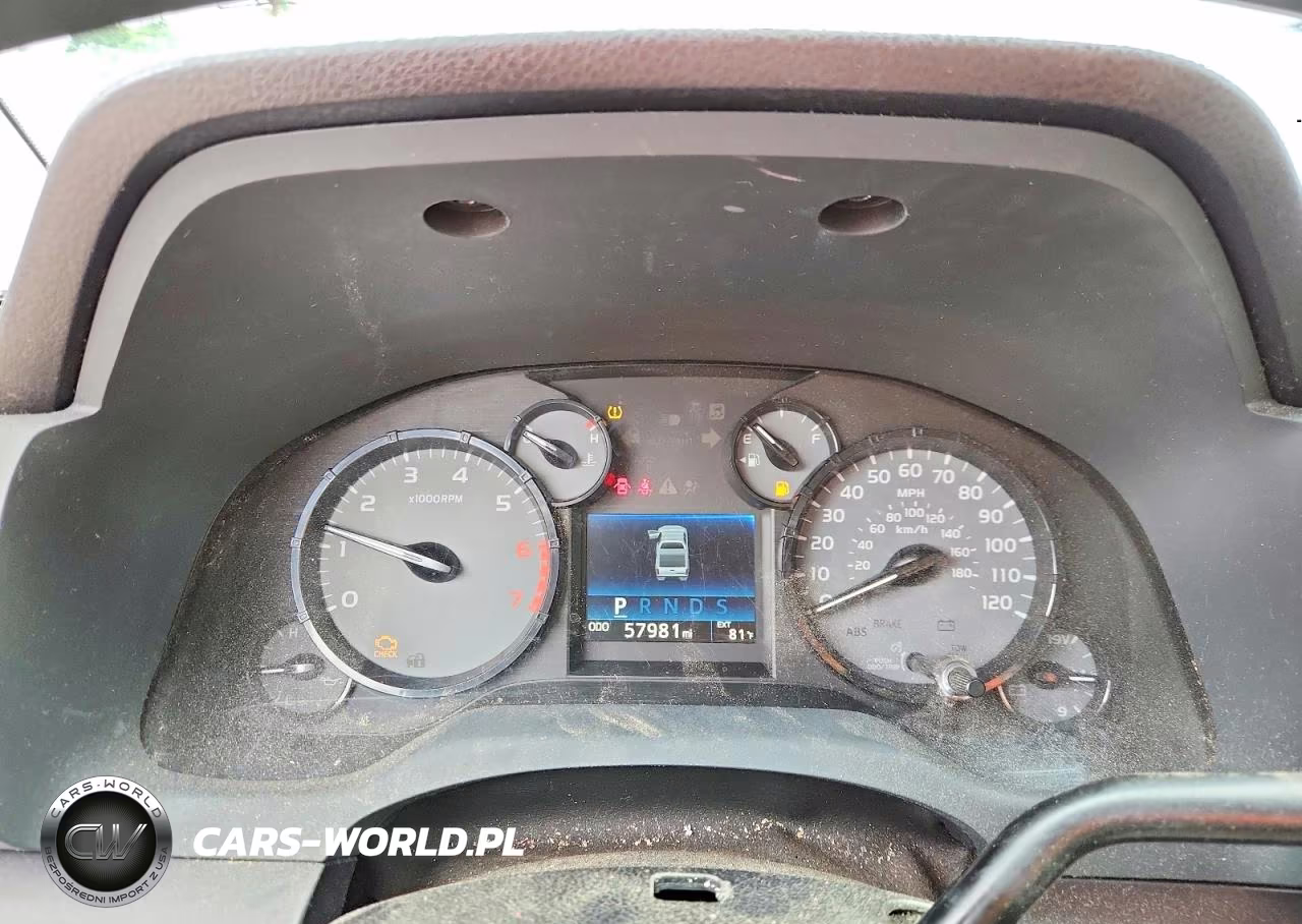2017 Toyota Tundra VIN:5TFUM5F1XHX073429 - 9
