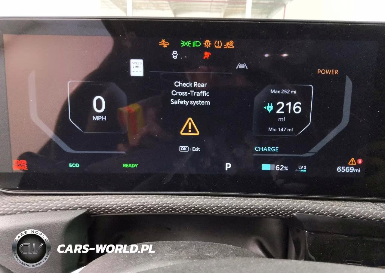 2025 Kia Ev6 Wind VIN:5XYC34JA2SG011355 - 9