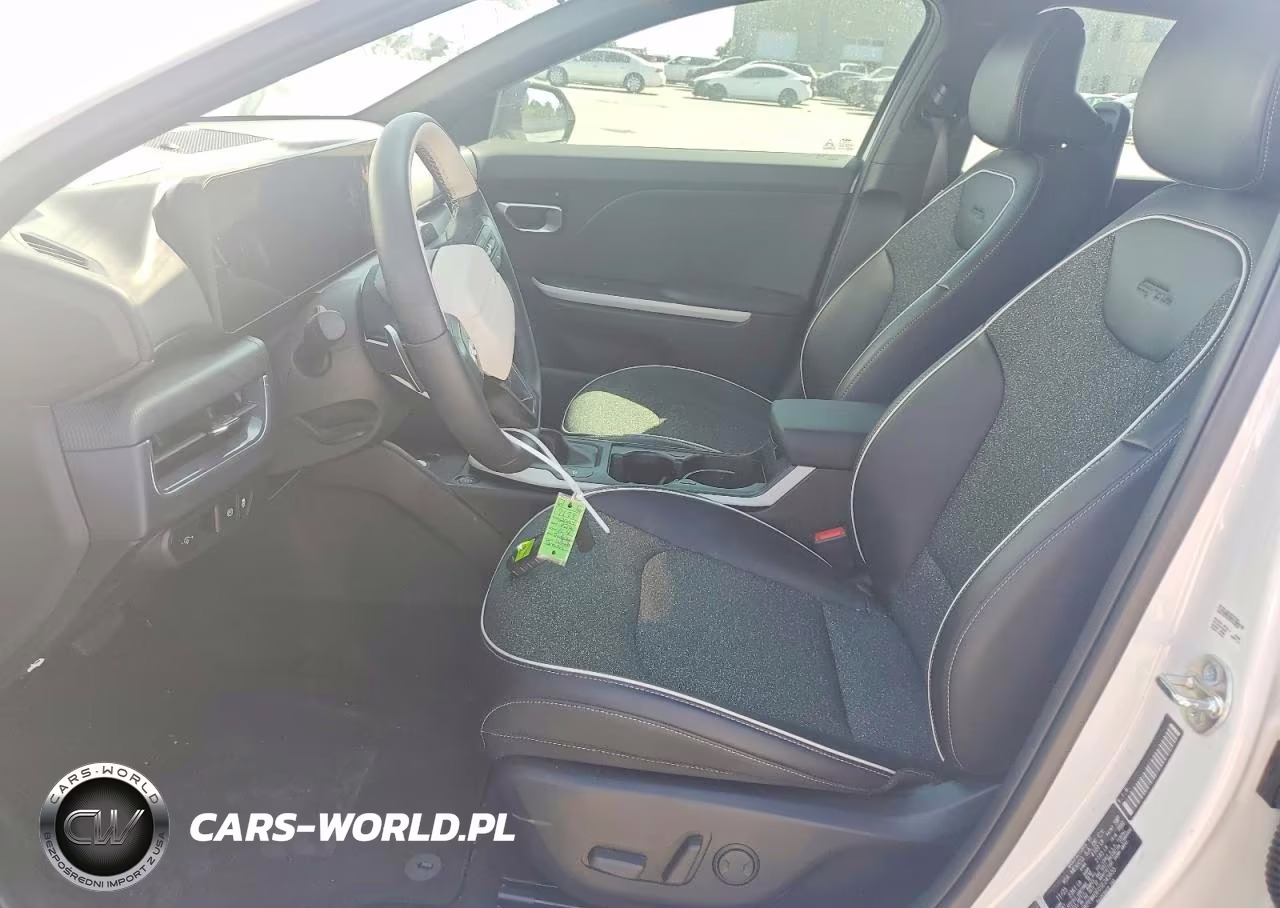 2025 Kia K4 Gt Line VIN:3KPFW4DE0SE245655 - 7