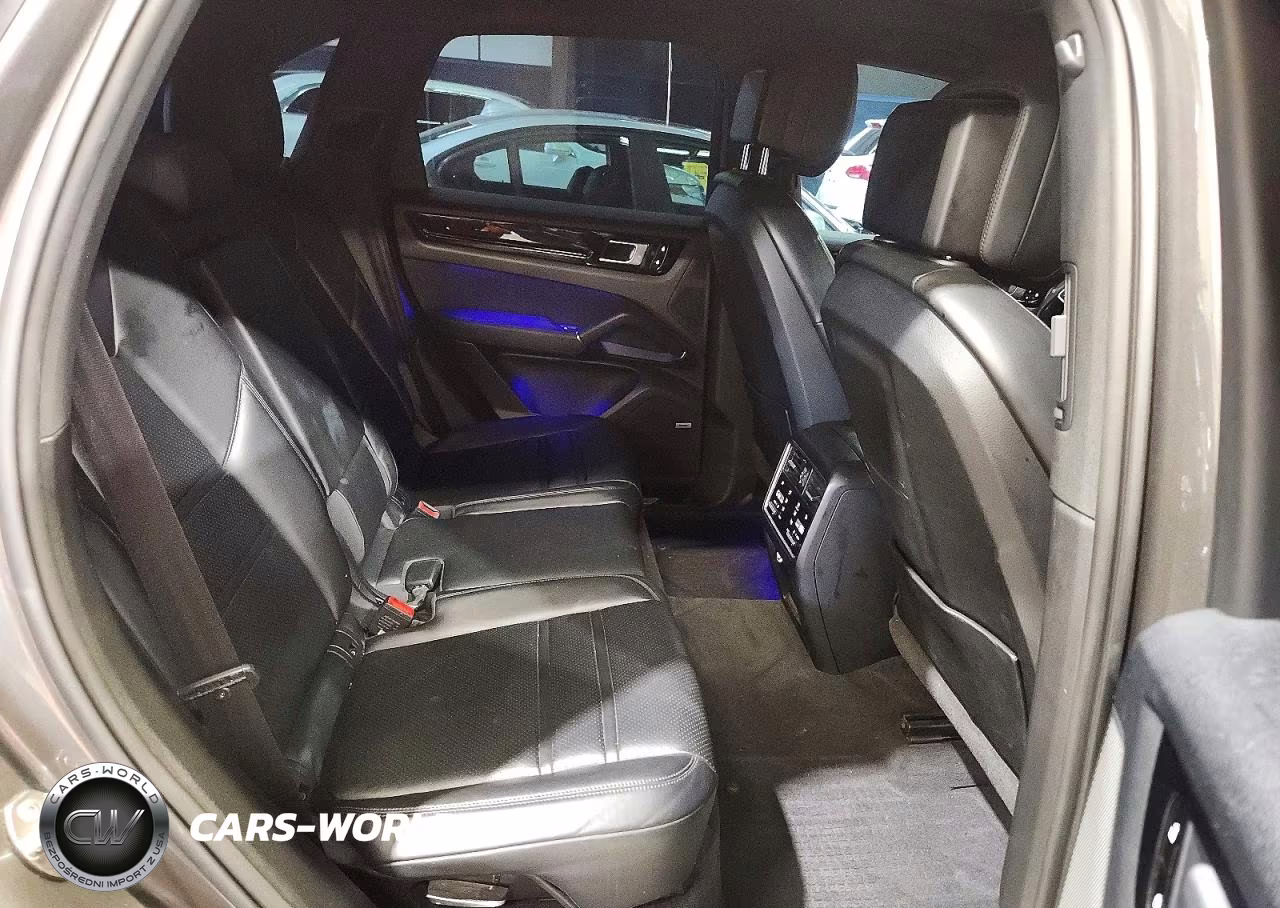 2019 Porsche Cayenne S VIN:WP1AB2AY2KDA62492 - 11