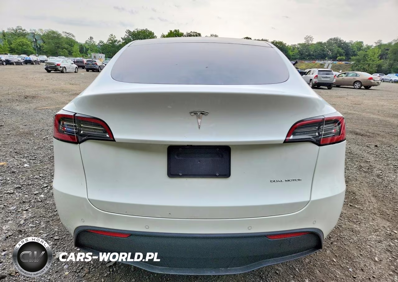 2021 Tesla Model Y VIN:5YJYGDEE5MF085211 - 6