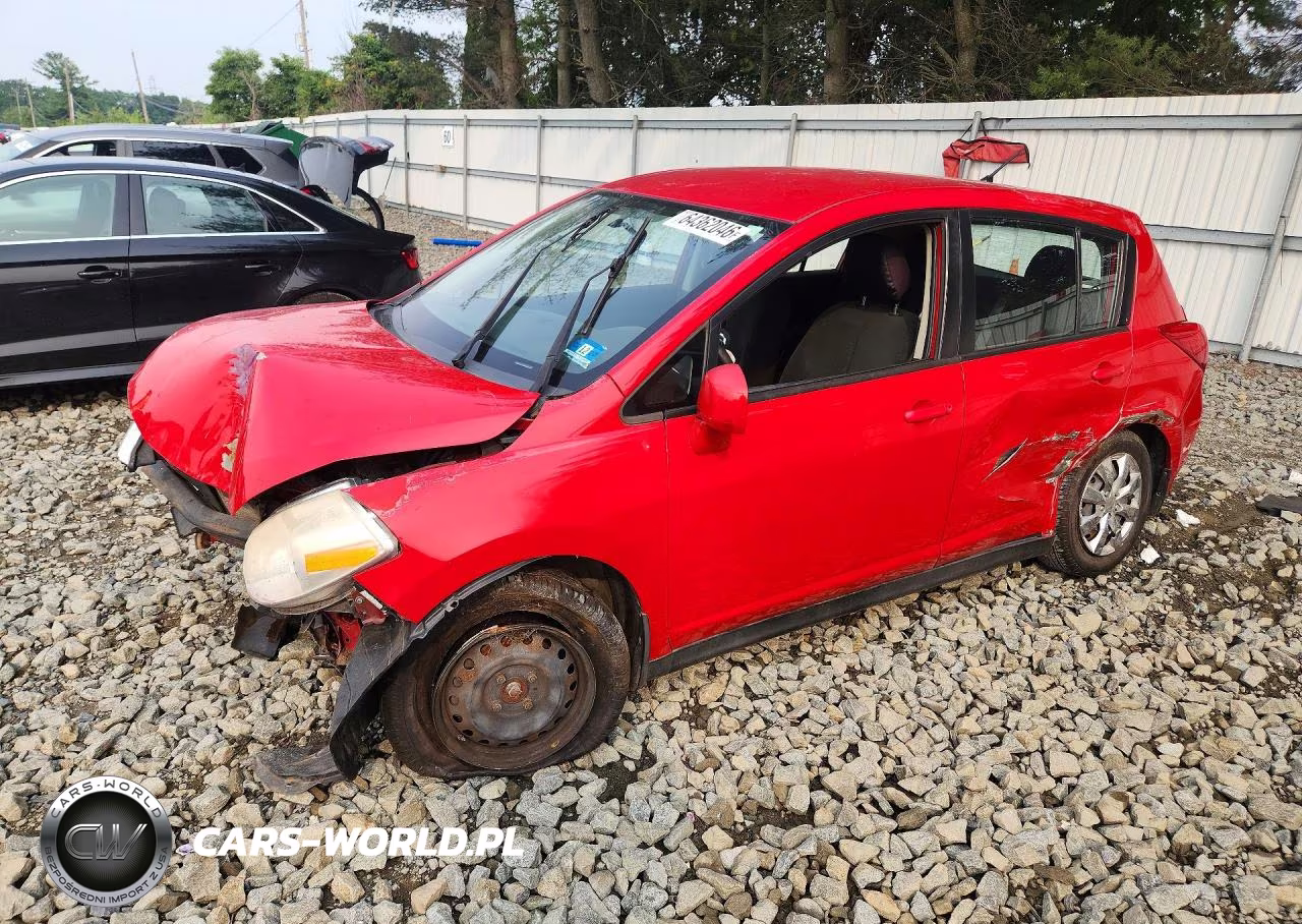 2012 Nissan Versa 1.8 S – zdjęcie 1 z 13