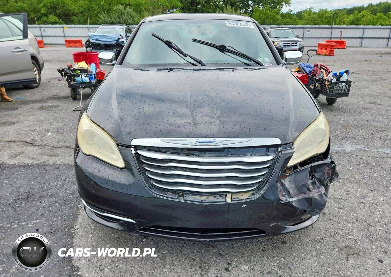 2011 Chrysler 200 Limited VIN:1C3BC2FG1BN516524 - 5