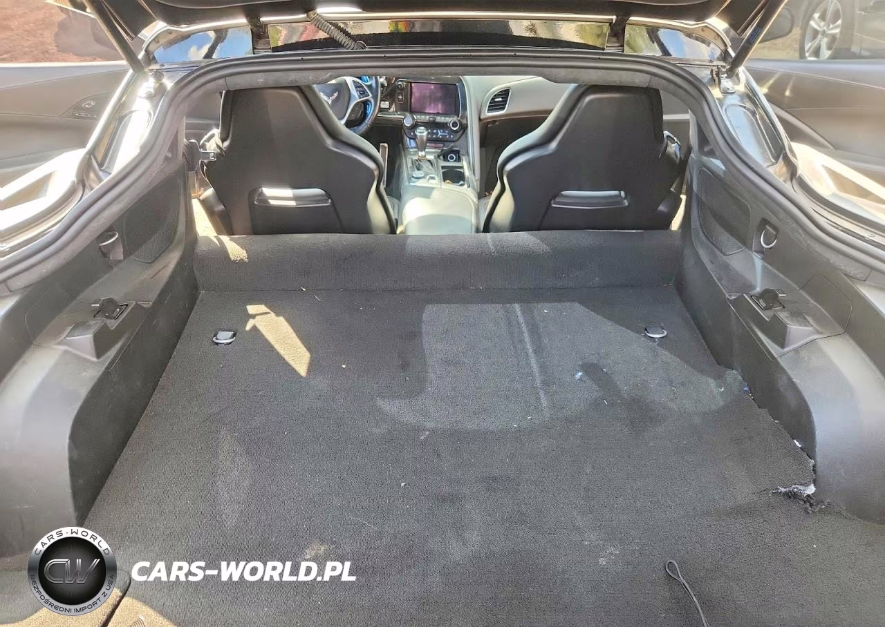 2019 Chevrolet Corvette Stingray 3Lt VIN:1G1YF2D76K5115656 - 10