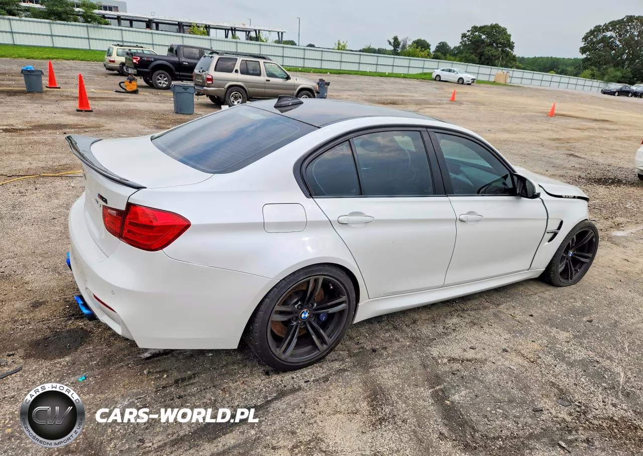 2015 BMW M3 VIN:WBS3C9C50FP804128 - 3