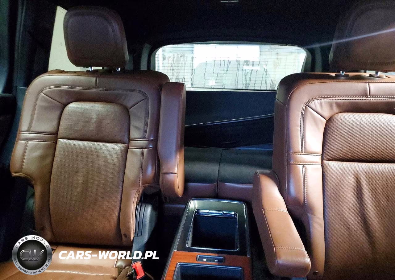 2020 Lincoln Aviator Reserve VIN:5LM5J7XC9LGL21308 - 10