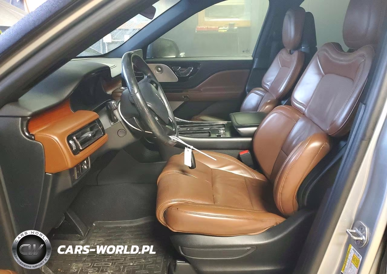 2020 Lincoln Aviator Reserve VIN:5LM5J7XC9LGL21308 - 7