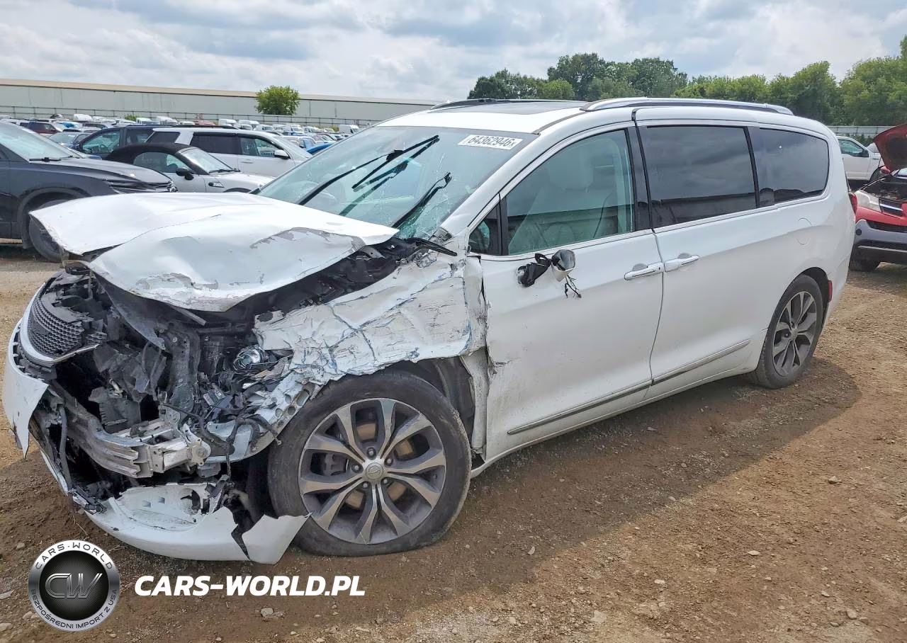 2017 Chrysler Pacifica Limited – zdjęcie 1 z 13