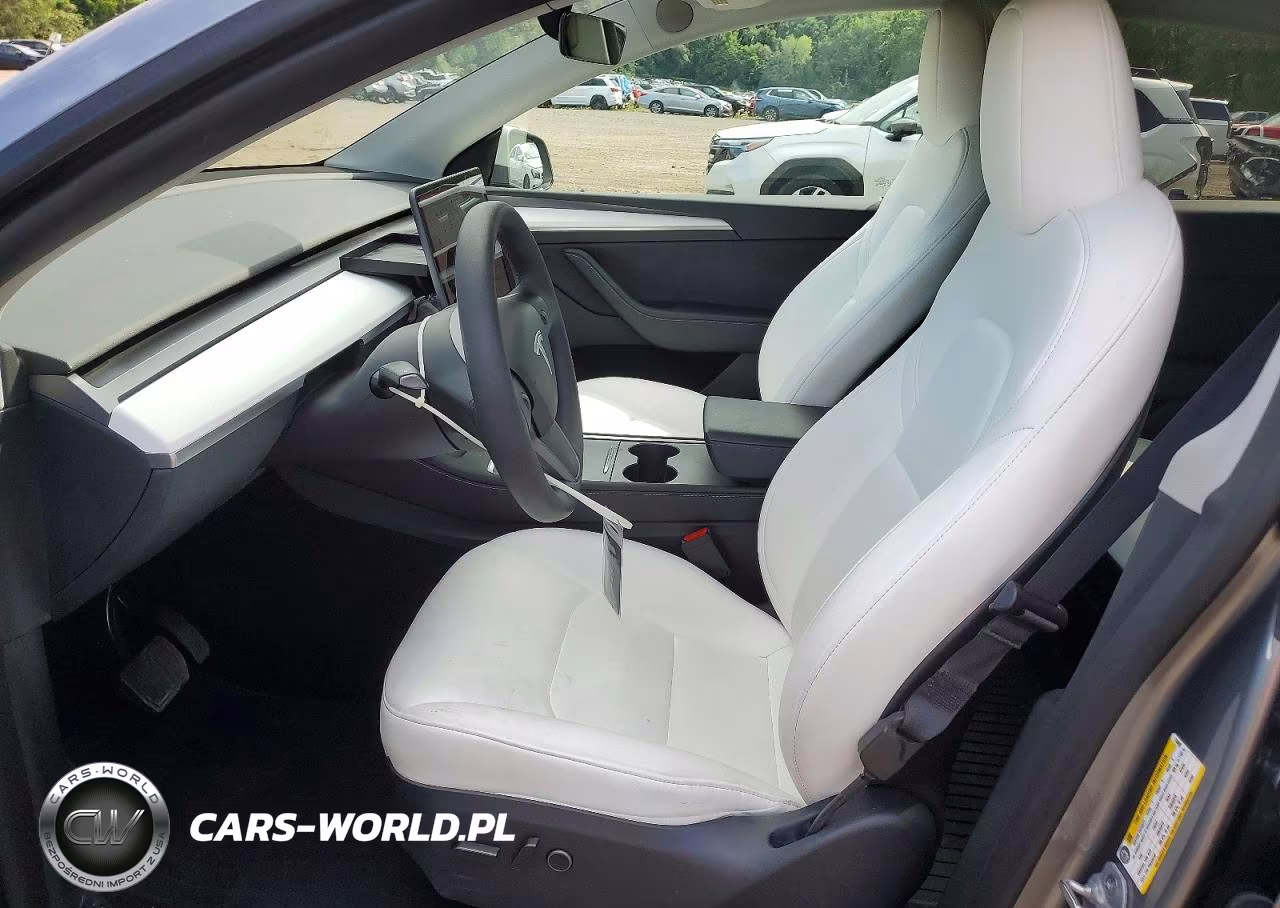 2024 Tesla Model Y VIN:7SAYGAEE5RF118698 - 7