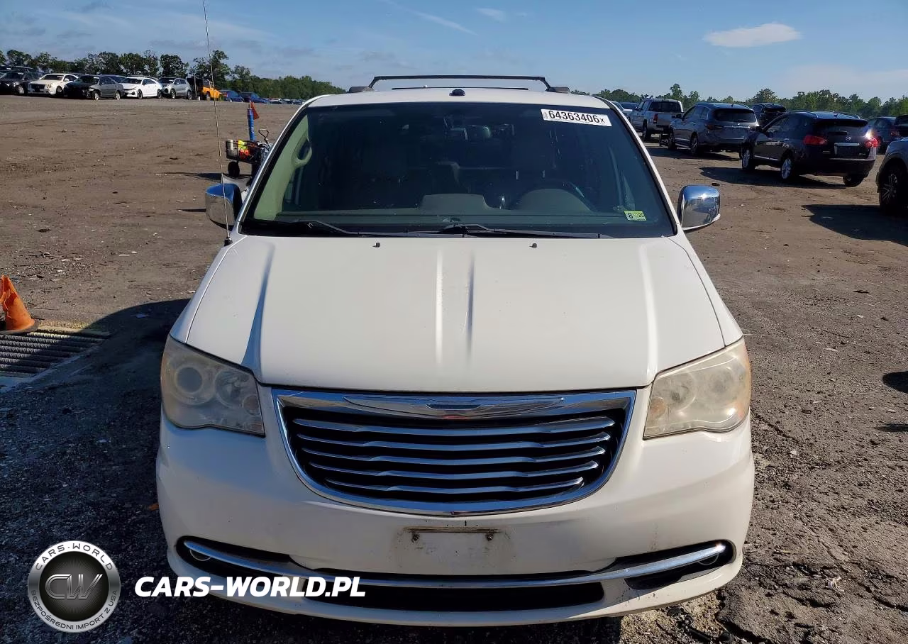 2011 Chrysler Town & Country Limited VIN:2A4RR6DG4BR745294 - 5