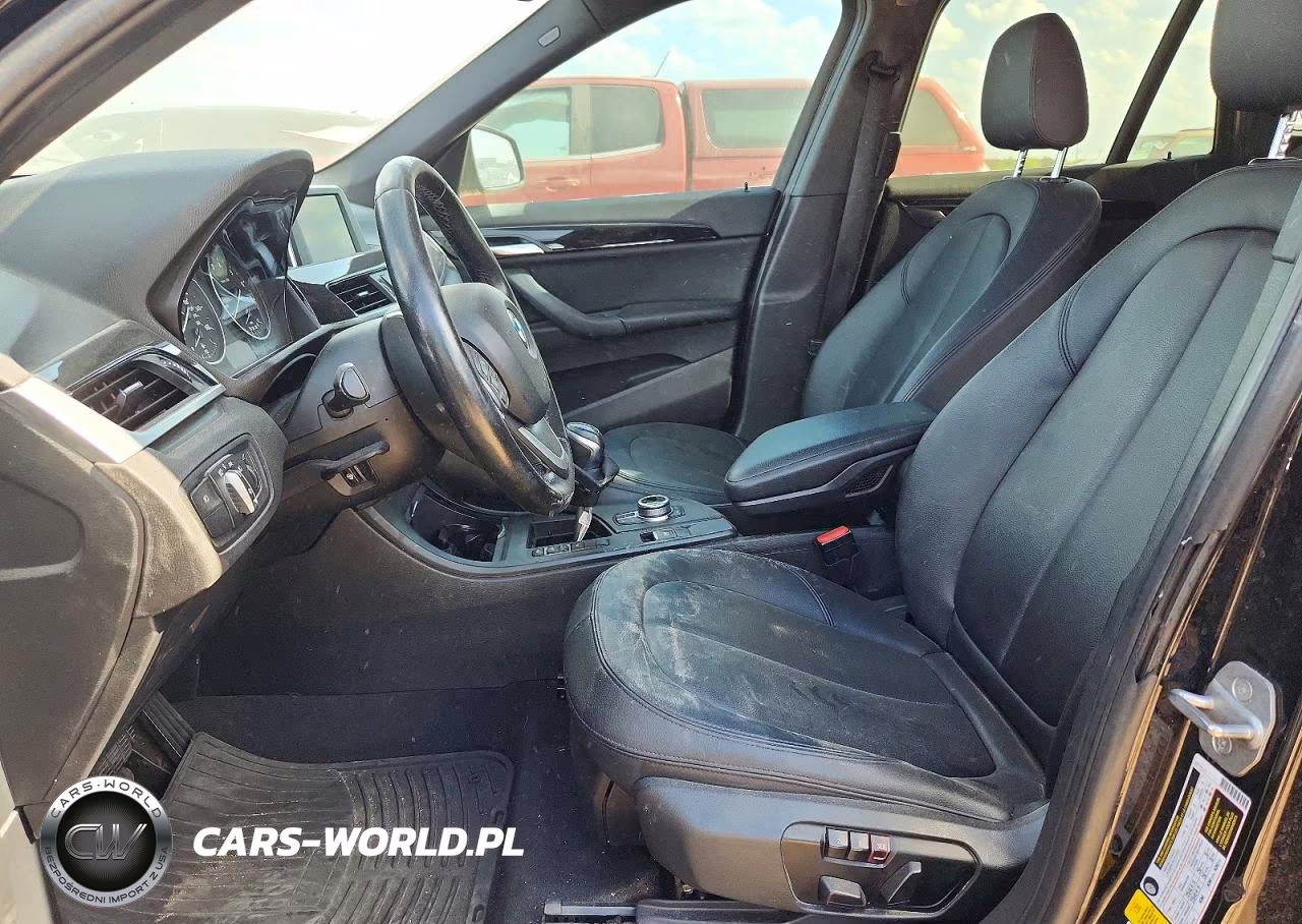 2017 BMW X1 Sdrive28I VIN:WBXHU7C35H5H34790 - 7