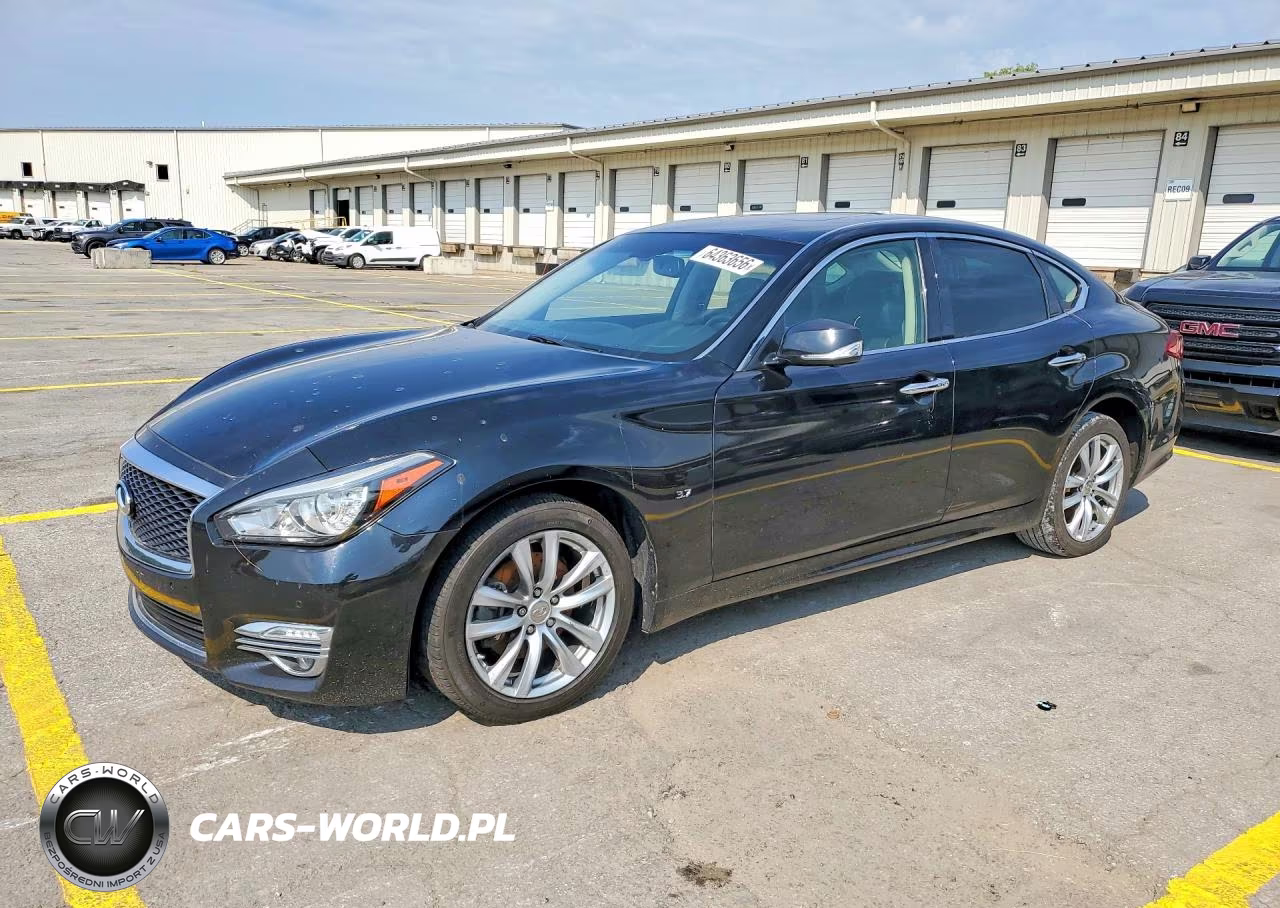 2017 Infiniti Q70 3.7 – zdjęcie 1 z 13