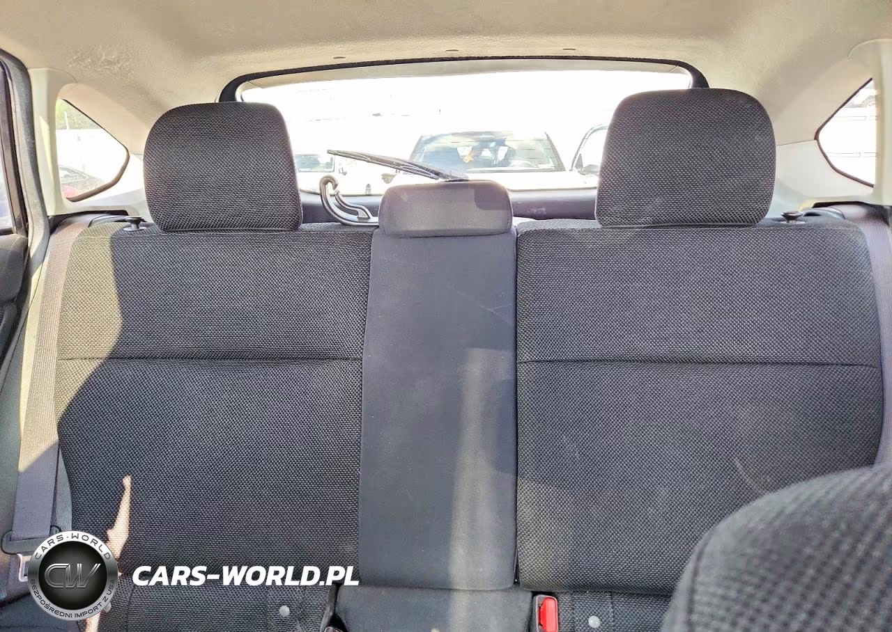 2016 Subaru Crosstrek Premium VIN:JF2GPADC3G8292681 - 10