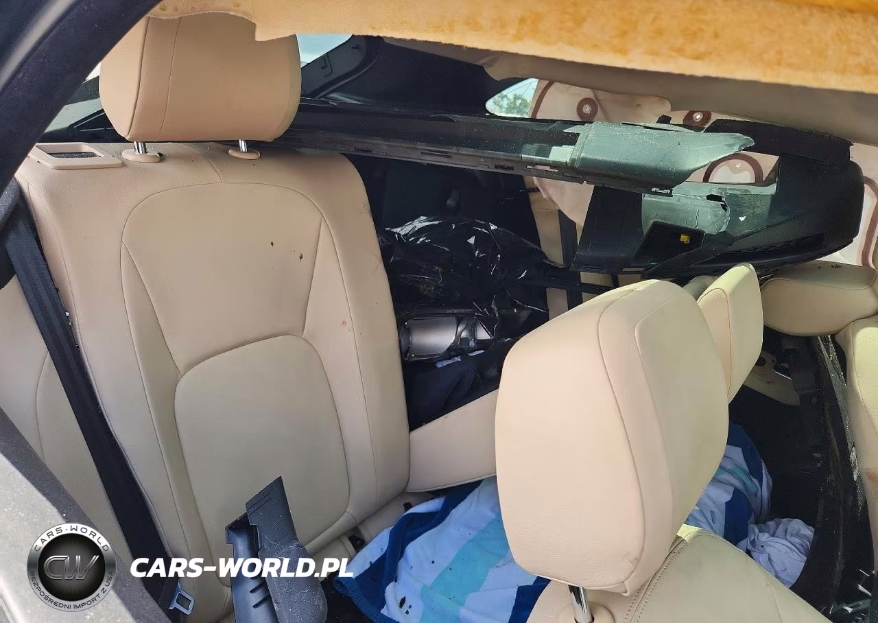 2018 Jaguar F-Pace Premium VIN:SADCJ2FX5JA275423 - 10