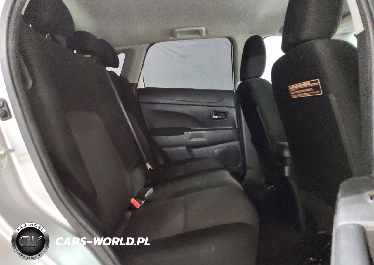 2018 Mitsubishi Outlander Sport Es VIN:JA4AP3AU3JU014109 - 11