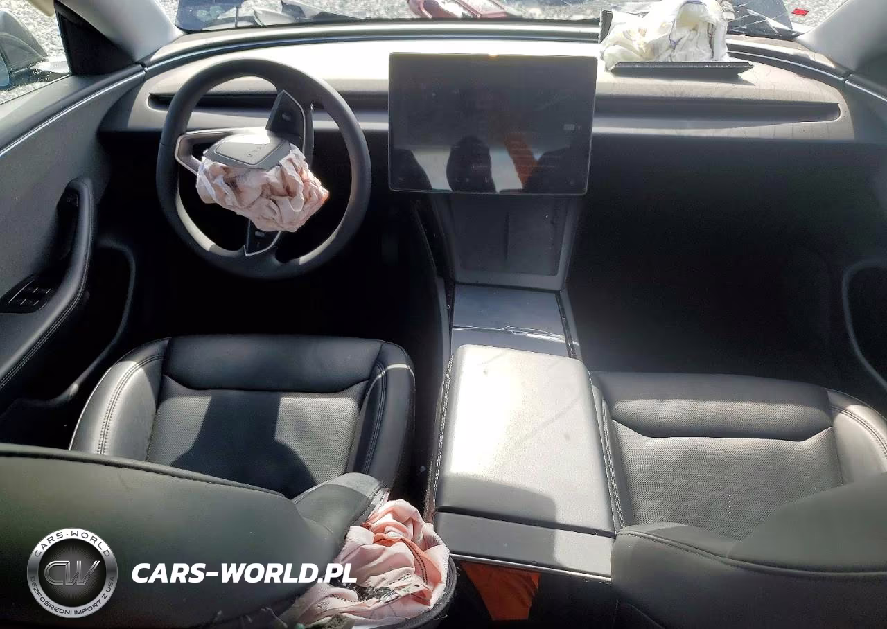 2025 Tesla Model 3 VIN:5YJ3E1EA4SF936018 - 8