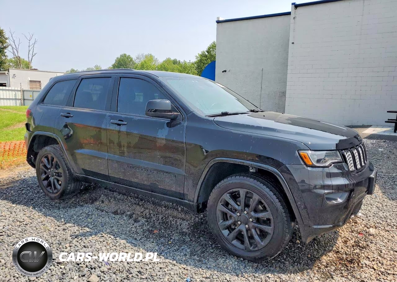 2022 Jeep Grand Cherokee Laredo E VIN:1C4RJFAG5NC149951 - 4