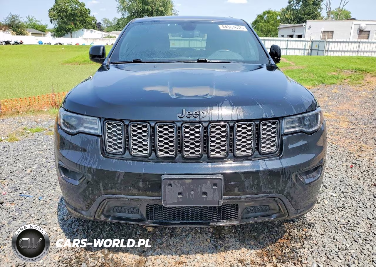 2022 Jeep Grand Cherokee Laredo E VIN:1C4RJFAG5NC149951 - 5