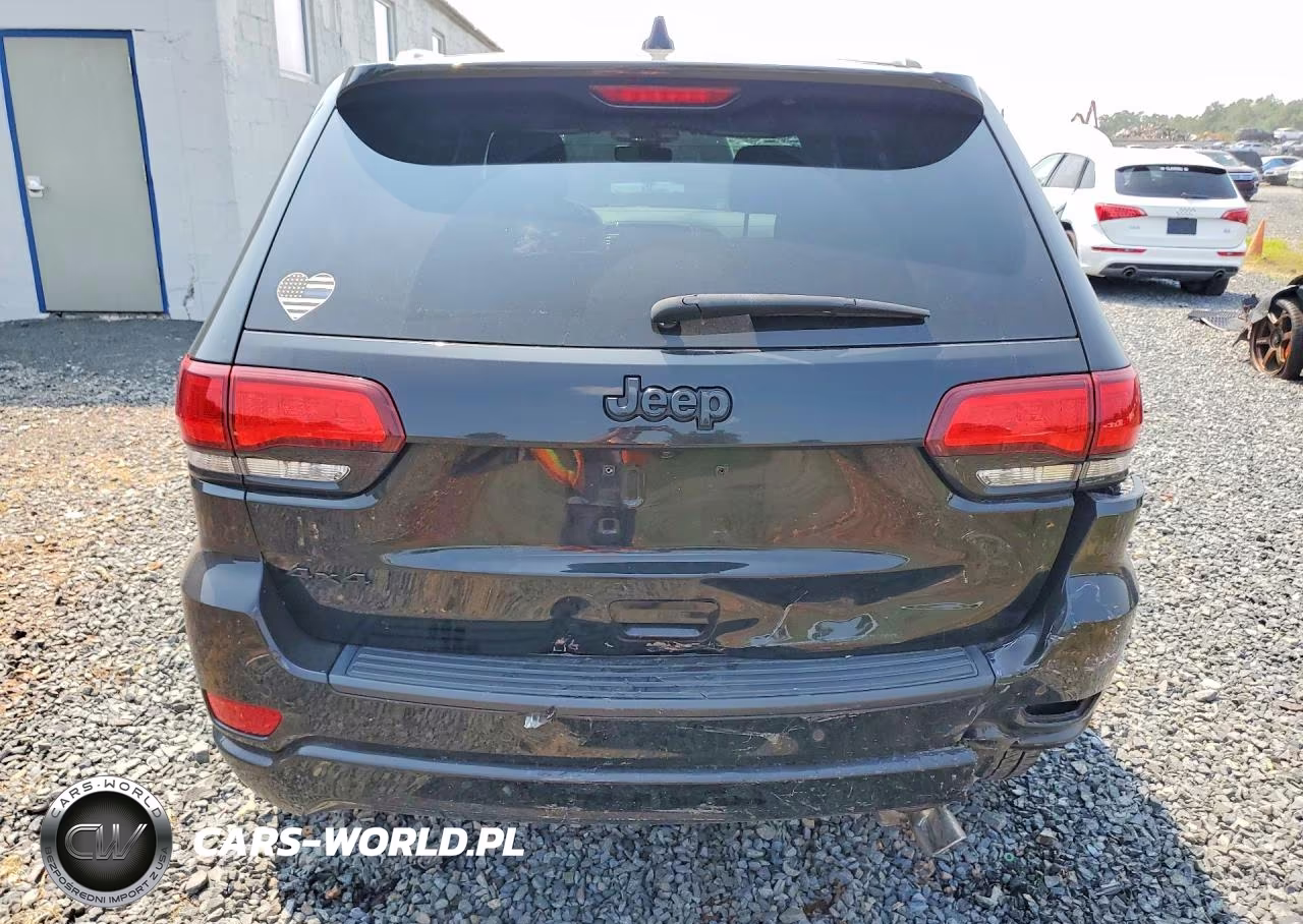 2022 Jeep Grand Cherokee Laredo E VIN:1C4RJFAG5NC149951 - 6