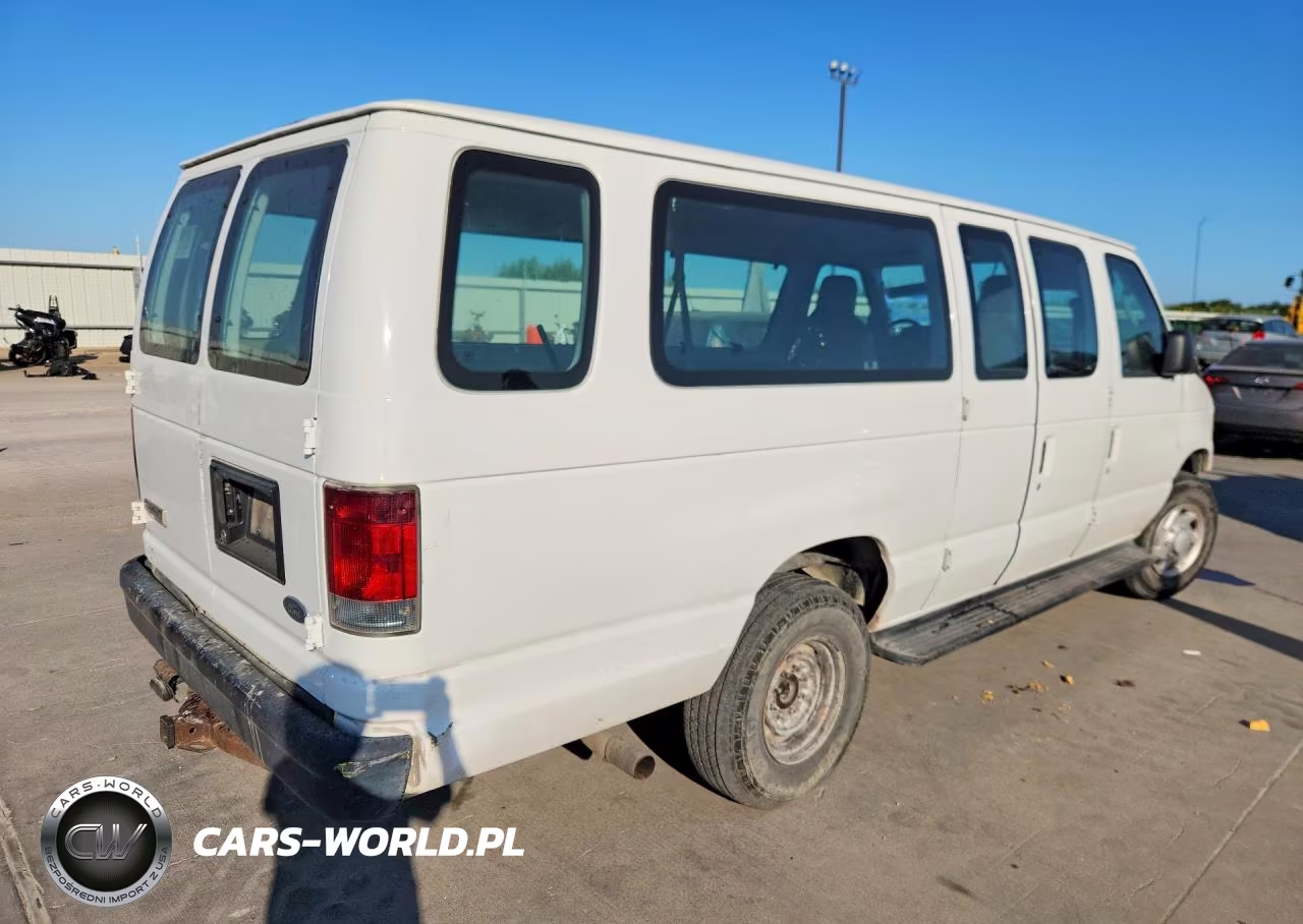 2011 Ford Econoline E350 Super Duty Wagon VIN:1FBSS3BL1BDA46903 - 3