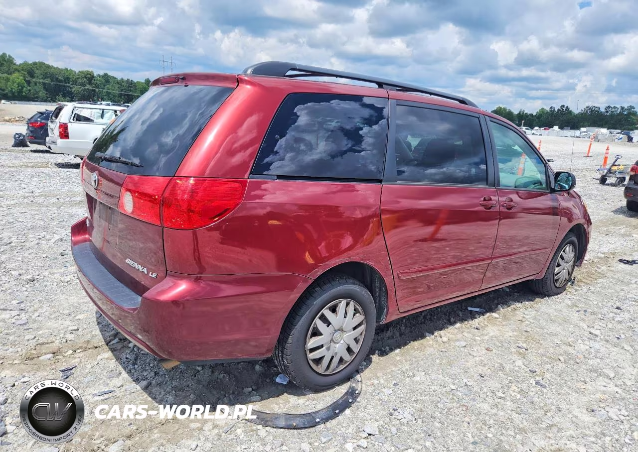 2010 Toyota Sienna Le 7-Passenger VIN:5TDKK4CC3AS341570 - 3