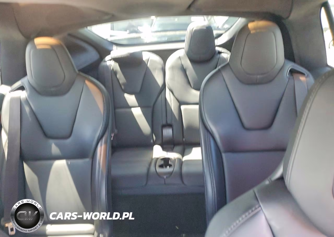 2019 Tesla Model X VIN:5YJXCBE22KF192859 - 10
