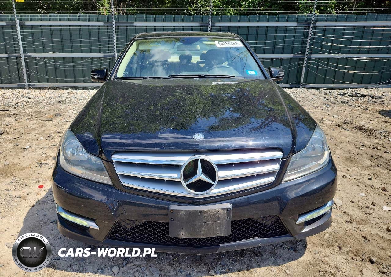 2012 Mercedes-Benz C 300 4Matic VIN:WDDGF8BB8CR198035 - 5
