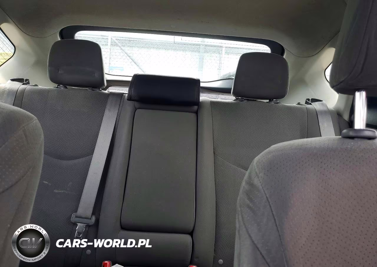 2012 Toyota Prius Two VIN:JTDKN3DU4C0334562 - 10
