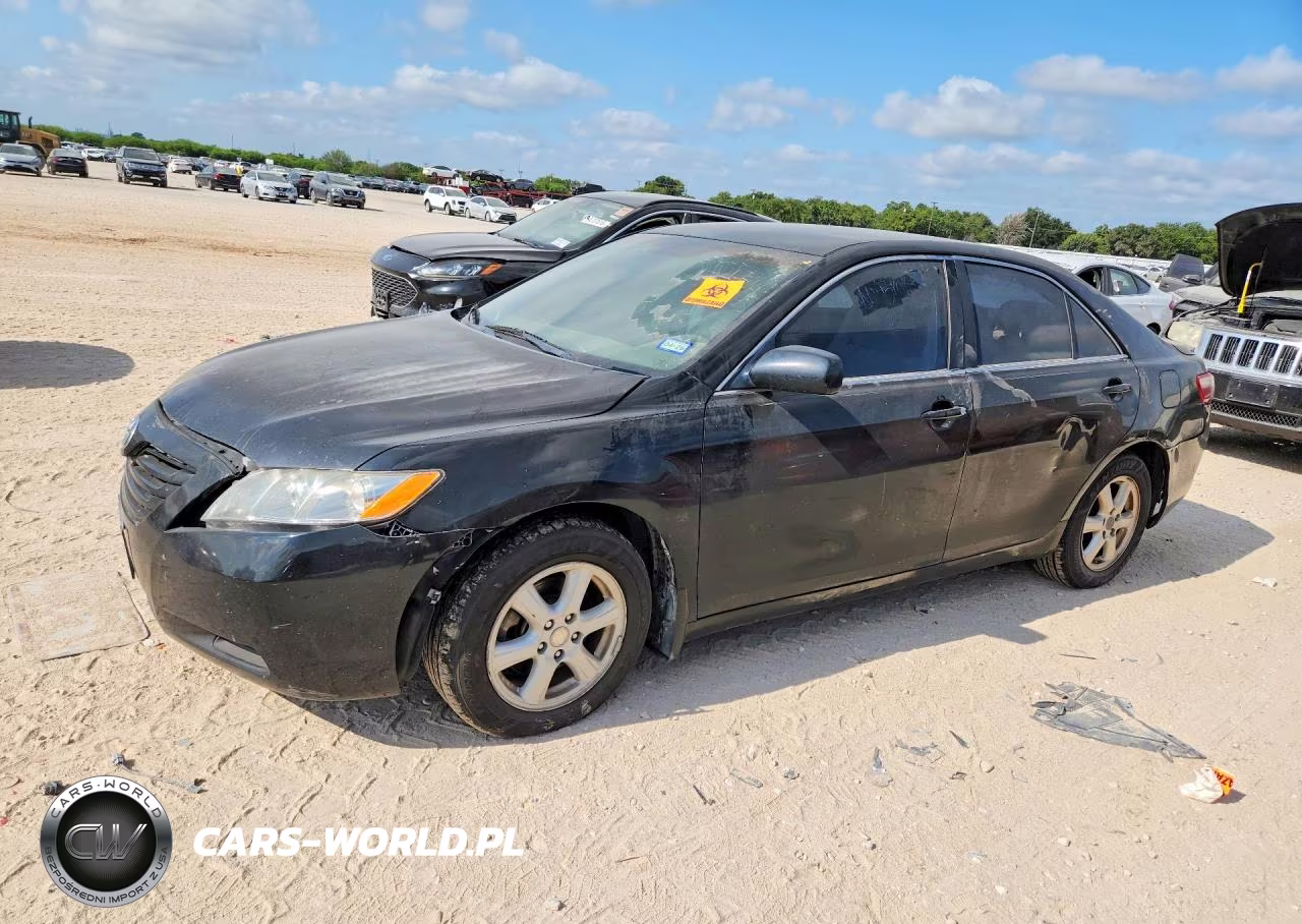 2007 Toyota Camry Le – zdjęcie 1 z 12