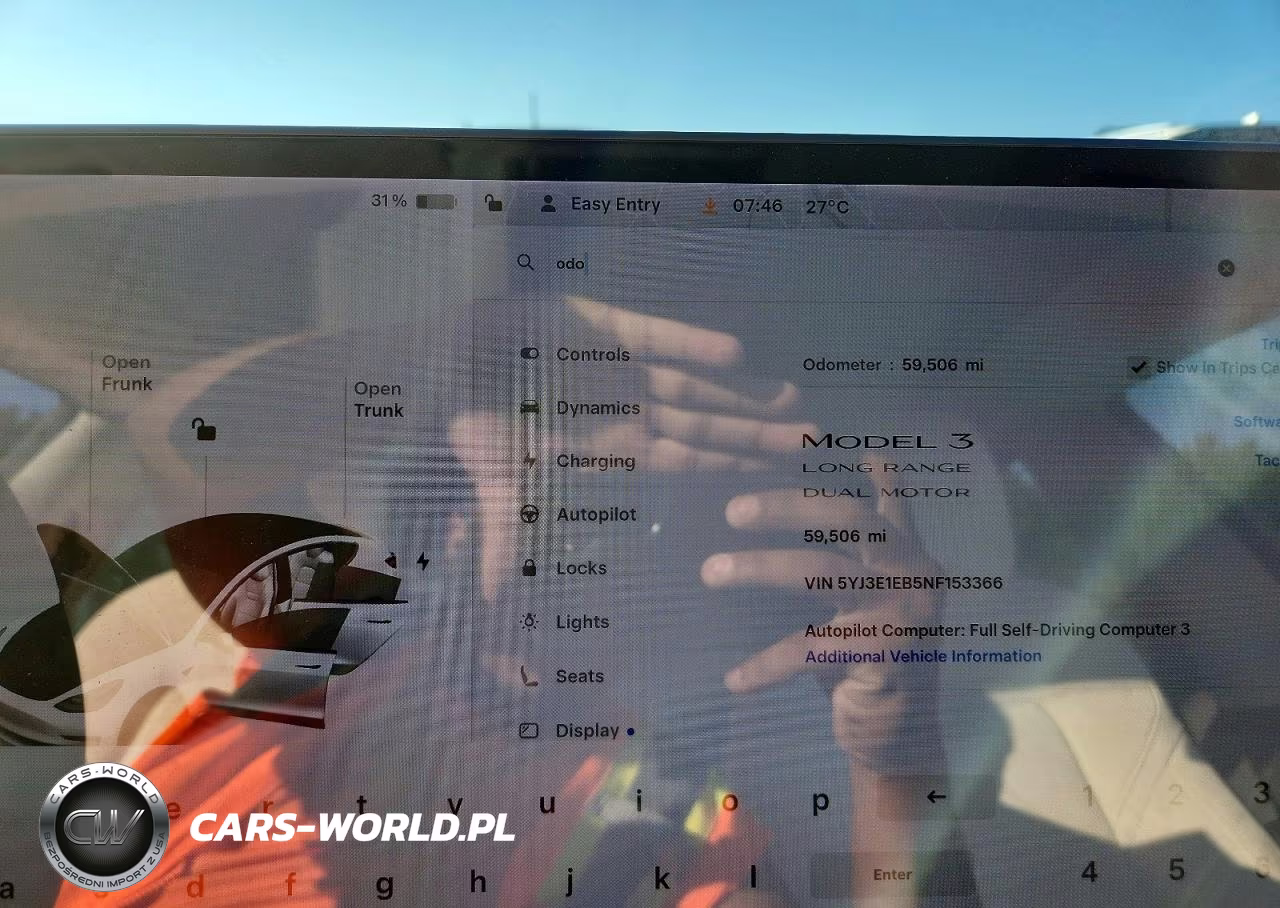 2022 Tesla Model 3 VIN:5YJ3E1EB5NF153366 - 9