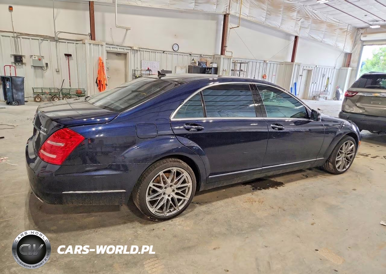 2012 Mercedes-Benz S-Class VIN:WDDNG9EB0CA471022 - 3