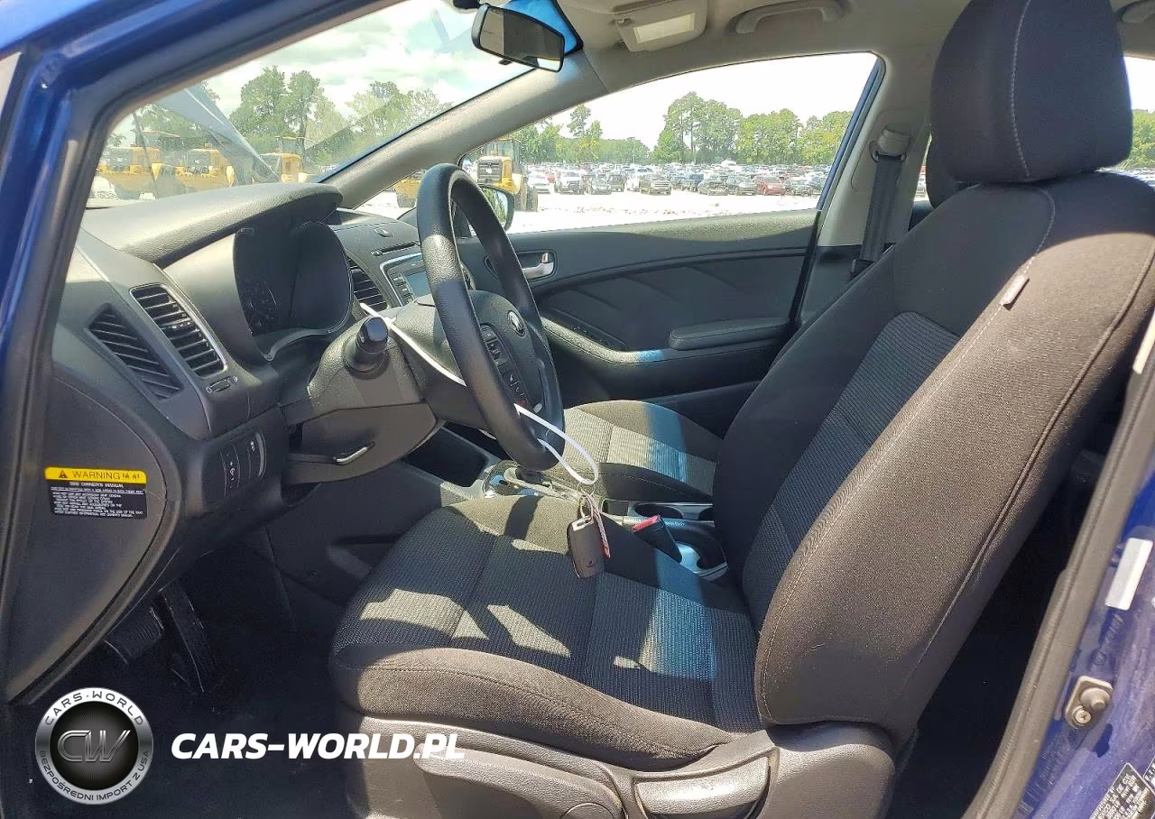 2017 Kia Forte Lx VIN:3KPFK4A73HE149982 - 7
