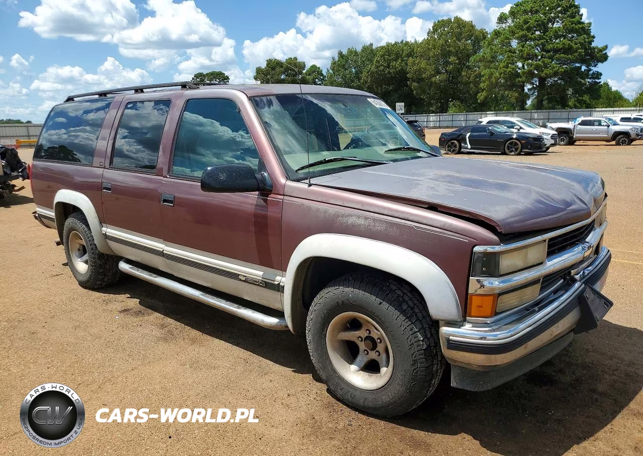 1997 Chevrolet Suburban C1500 VIN:1GNEC16R6VJ375604 - 4