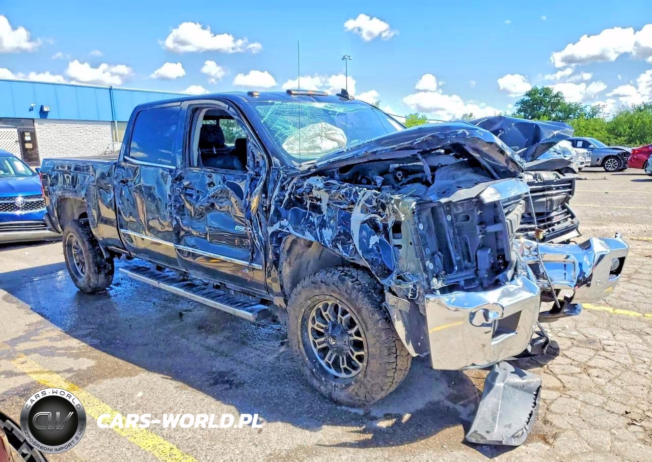 2015 Chevrolet Silverado K2500 Heavy Duty Ltz VIN:1GC1KWE8XFF650573 - 4