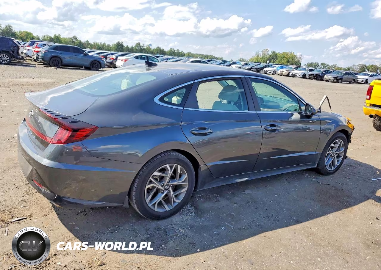 2022 Hyundai Sonata Sel VIN:KMHL64JA3NA218070 - 3