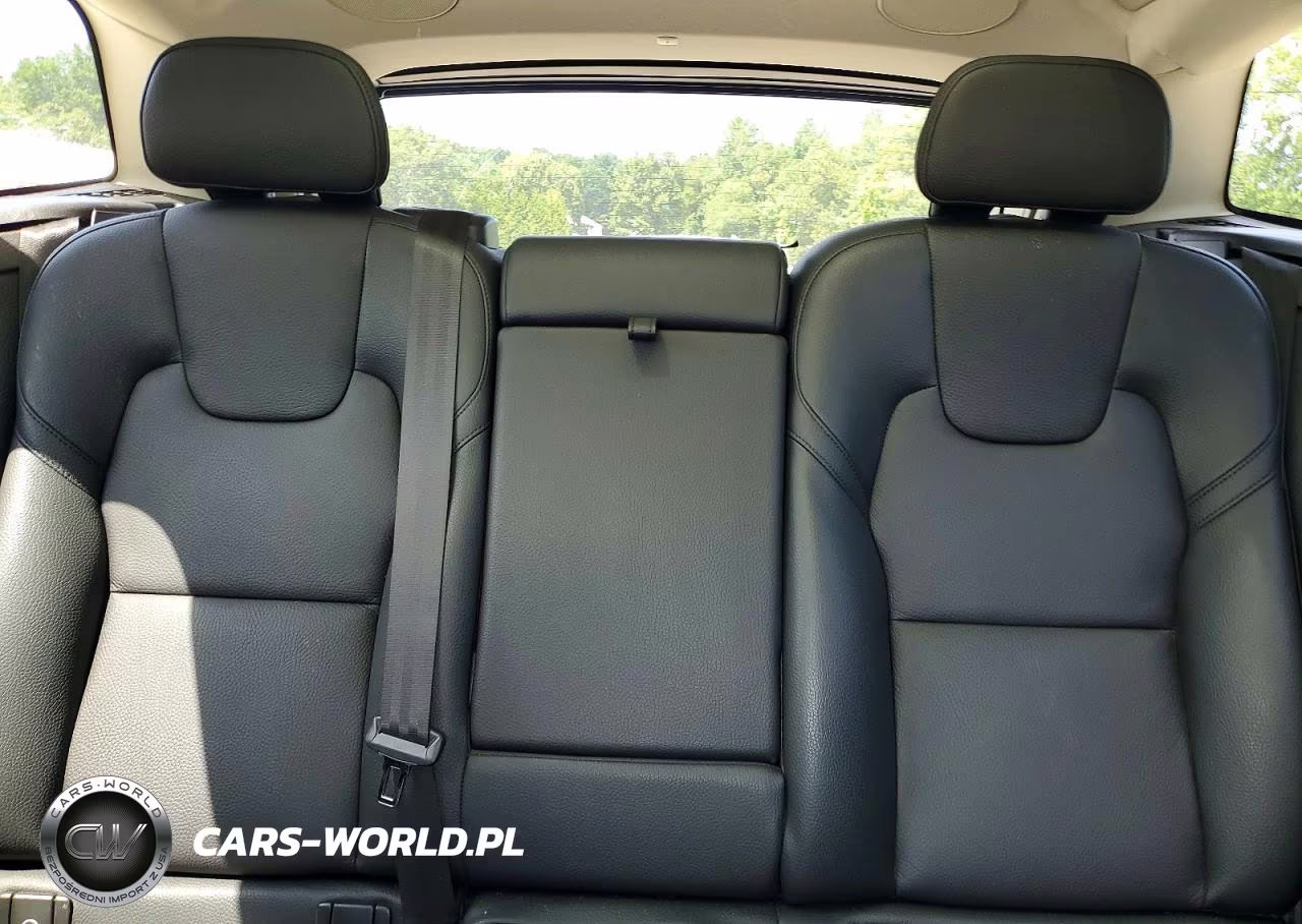 2023 Volvo Xc60 Plus VIN:YV4L12RN5P1205285 - 10