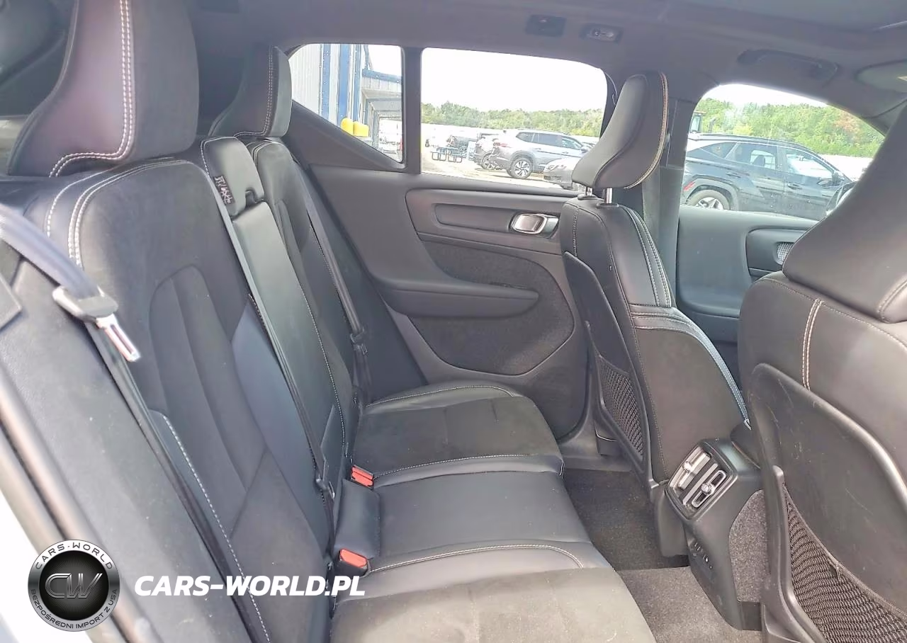 2022 Volvo Xc40 T4 R-Design VIN:YV4AC2HM2N2755478 - 11