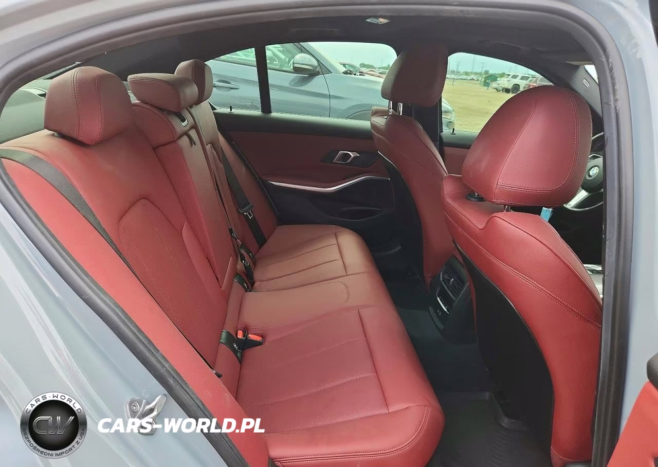 2024 BMW 330I VIN:3MW69FF04R8D93687 - 10