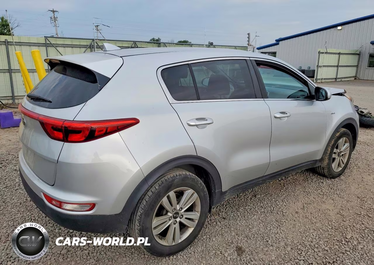 2018 Kia Sportage Lx VIN:KNDPMCAC6J7446935 - 3