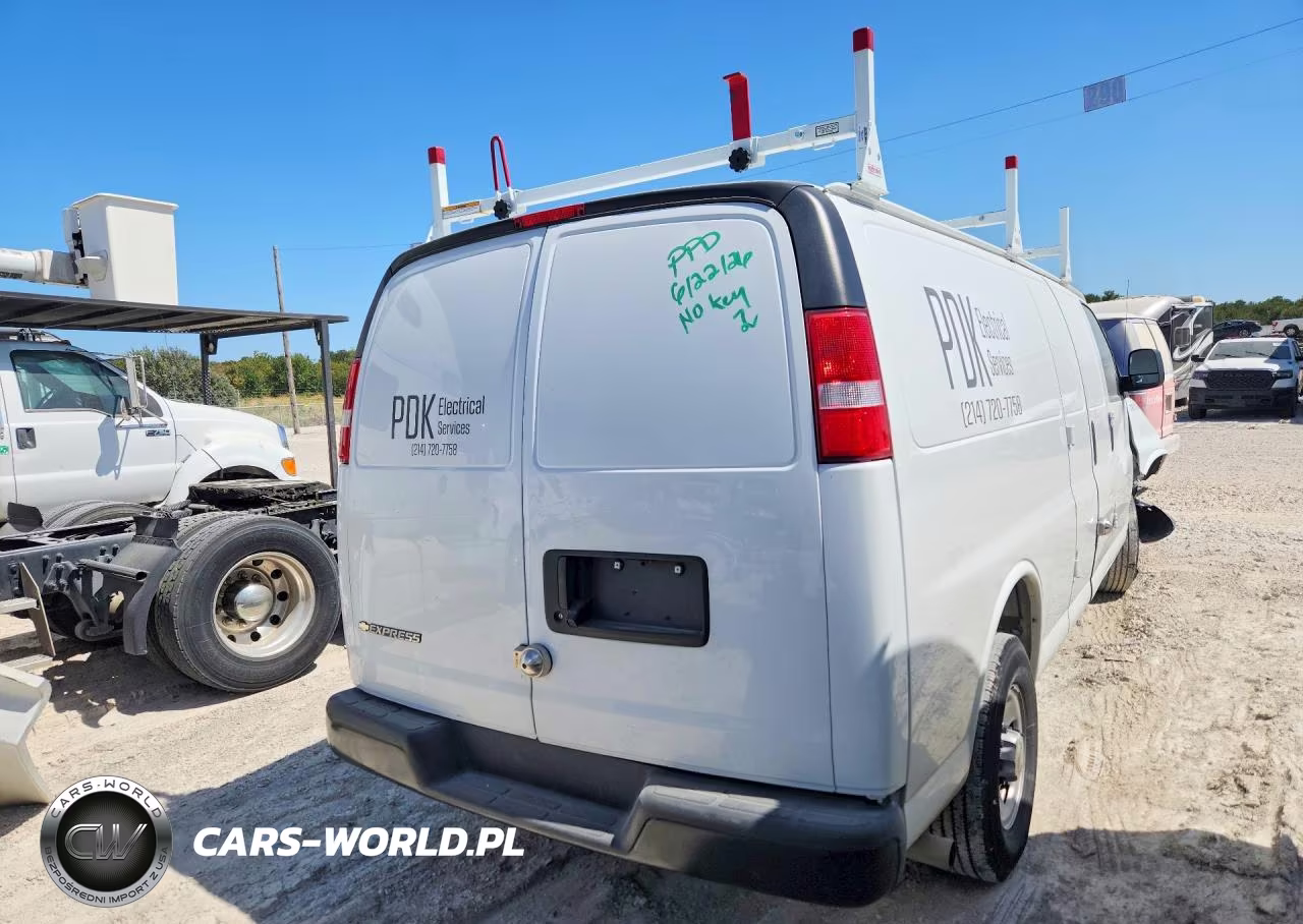 2025 Chevrolet Express G3500 VIN:1GCZGHF73S1166936 - 3
