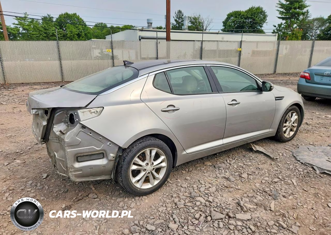 2013 Kia Optima Ex VIN:5XXGN4A70DG140587 - 3