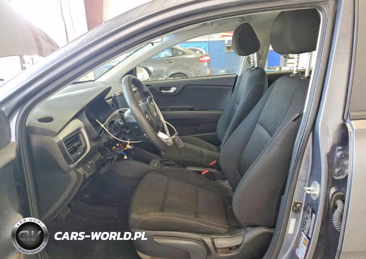 2019 Kia Rio S VIN:3KPA25ABXKE213852 - 7